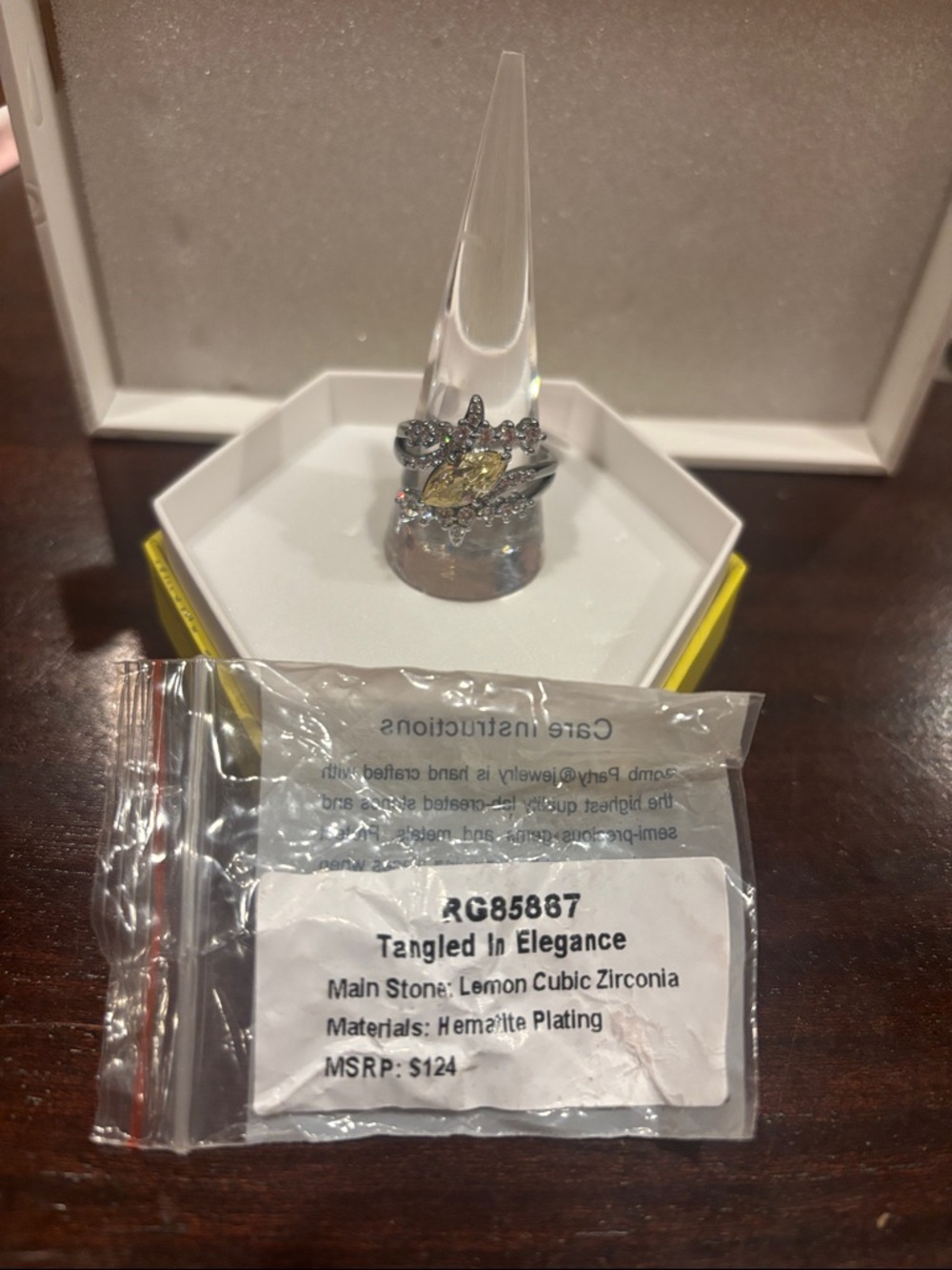 Tangled in Elegance: Lemon on Hematite